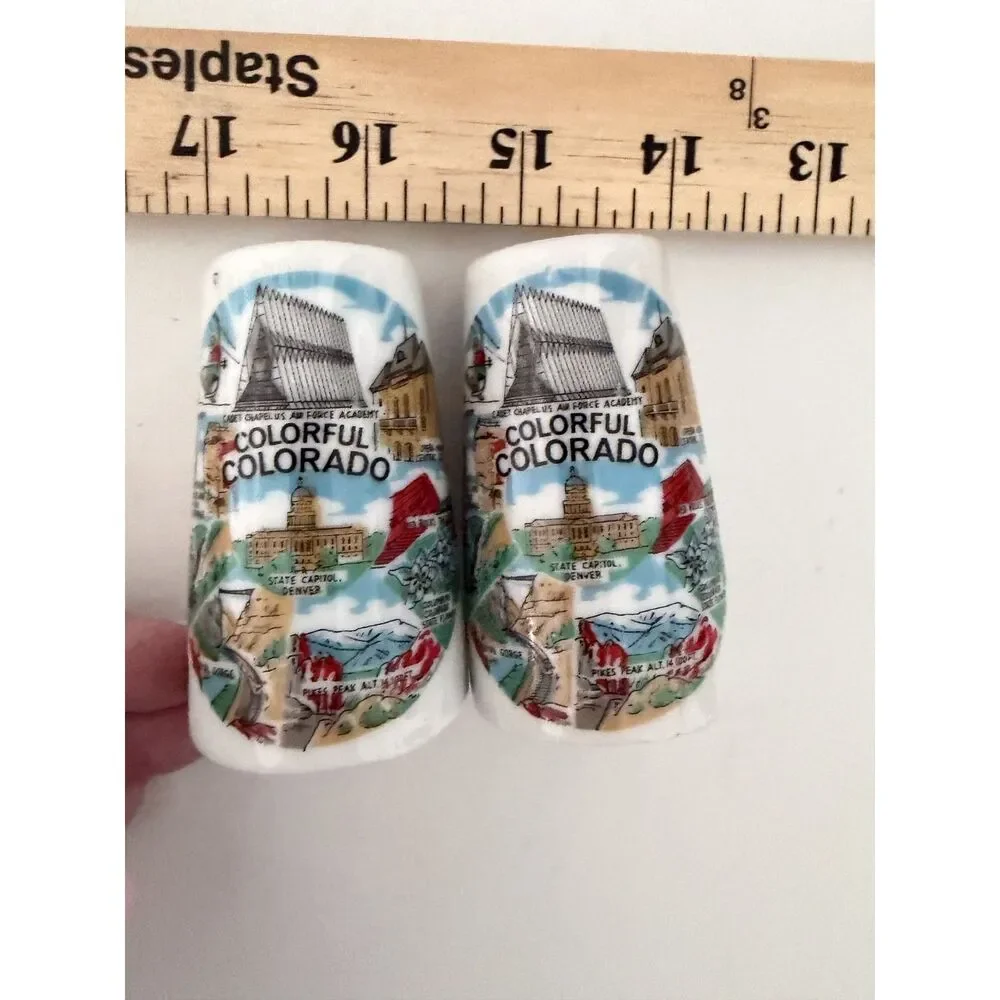 Vtg Colorful colorado souvenir ceramic salt and pepper shakers